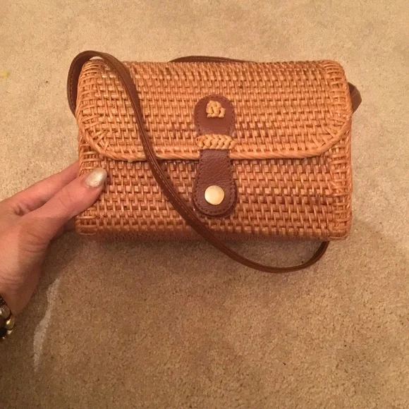 Rattan Wicker Woven Tan Crossbody Bag - Picture 2 of 6